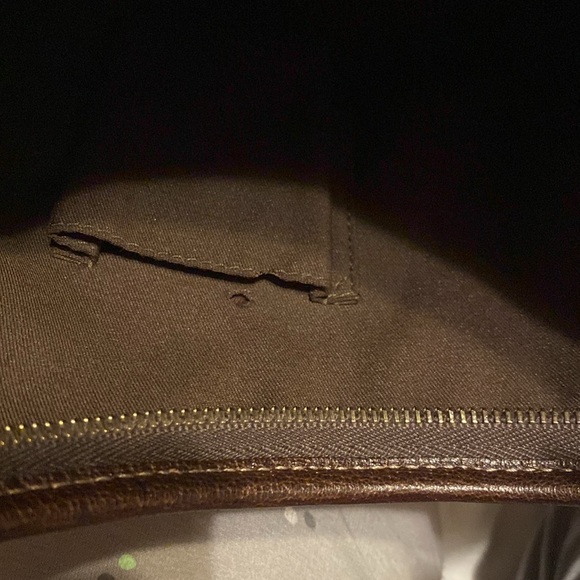 GUCCI ABBEY Monogram Canvas Hobo Bag - Picture 9 of 14